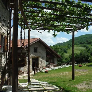  Farm stay Ca' De' Magnani Italy
